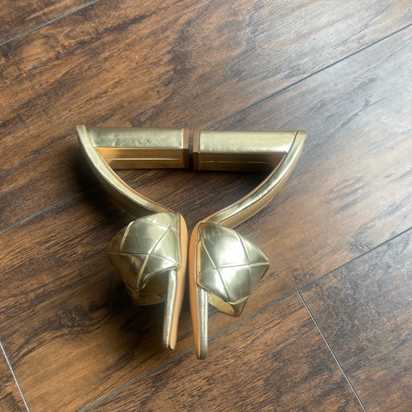 4 inch gold mules - Picture 5 of 5